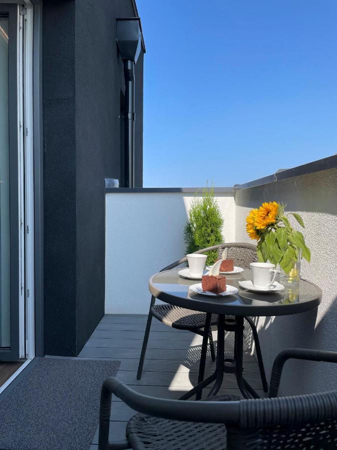 Apartamenty Morzeblizej Kolberg Exterior foto